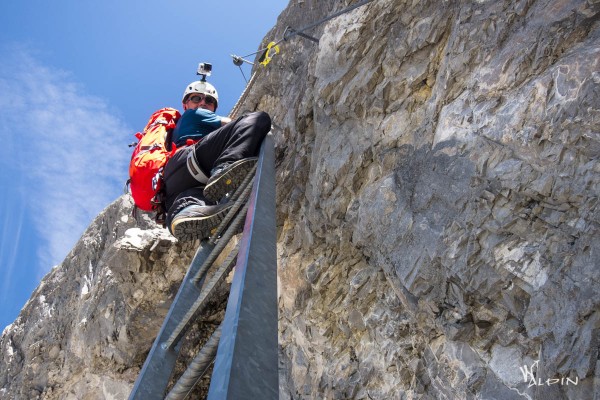 erste Leiter im Klettersteig